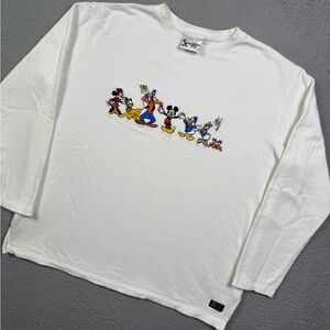 Vintage 2000 Disney embroidered sweatshirt